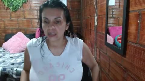 Ana online show from 09/16/25, 03:29