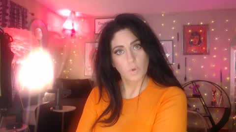 Snapshot of milf_lacey chatting on 06/23/26, 08:40 Milf Lacey online show from 06/23/26, 08:40