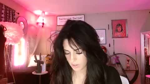 Snapshot of milf_lacey chatting on 07/14/26, 10:37 Milf Lacey online show from 07/14/26, 10:37