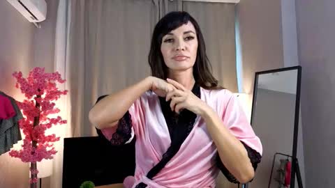Filicia online show from 10/10/25, 07:18