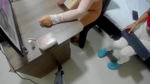 Snapshot of milf_march chatting on 03/24/26, 03:22 milf_march online show from 03/24/26, 03:22