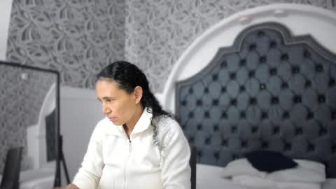 Snapshot of milf_march chatting on 04/01/26, 03:07 milf_march online show from 04/01/26, 03:07