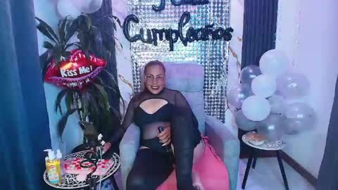  milf sikiu  online show from 04/23/26, 10:45