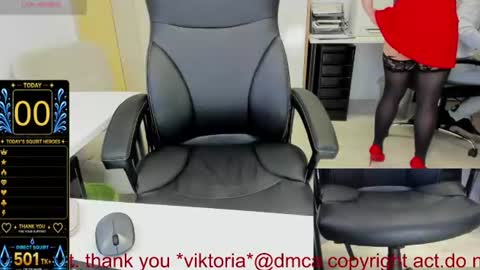 Snapshot of milf_viktoria chatting on 07/02/26, 09:26 Viktoria online show from 07/02/26, 09:26