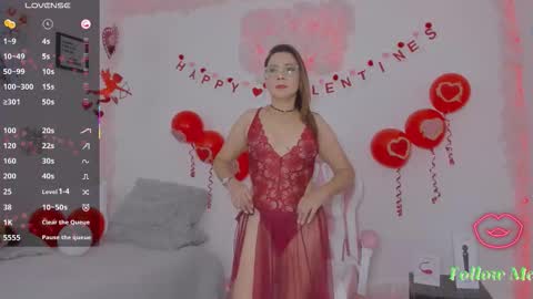 Snapshot of milfaaura chatting on 02/11/26, 11:10 Aura online show from 02/11/26, 11:10