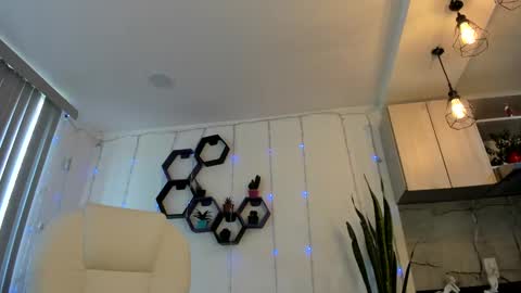 ASHLEY online show from 01/02/25, 01:19