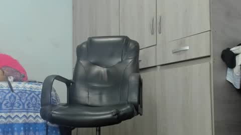 Daniela  online show from 02/09/25, 02:17