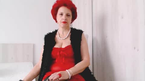 Milfsupreme online show from 10/09/25, 11:30