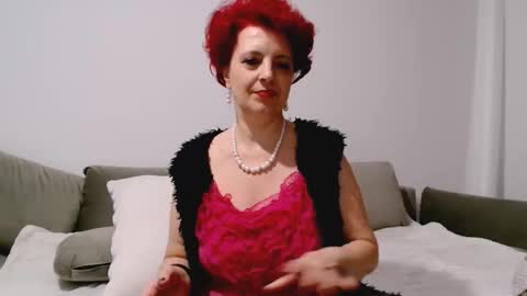Milfsupreme online show from 02/14/26, 09:33
