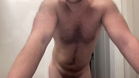 Snapshot of milfhunter1736 chatting on 01/21/25, 05:38 HungCollege online show from 01/21/25, 05:38