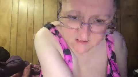 Snapshot of milfmichelle69 chatting on 03/22/26, 03:37 milfmichelle69 online show from 03/22/26, 03:37