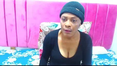 milfyv29 online show from 02/16/26, 07:59