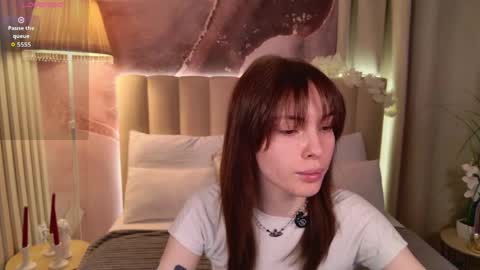Mili Jay online show from 05/18/26, 07:41