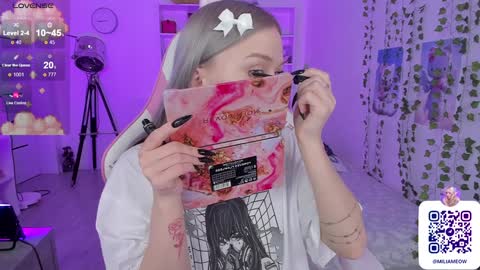 Milia online show from 12/22/24, 11:20