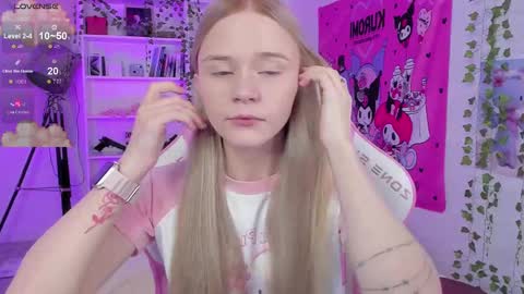 Milia online show from 02/18/25, 01:54