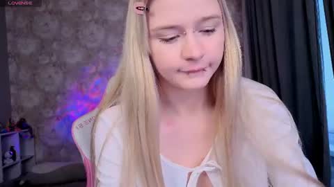 Milia online show from 07/07/26, 05:06