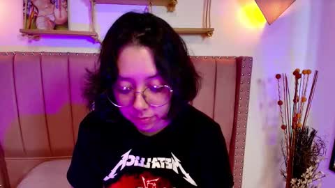 Snapshot of milie_yue206028 chatting on 11/05/25, 02:39 Millie online show from 11/05/25, 02:39