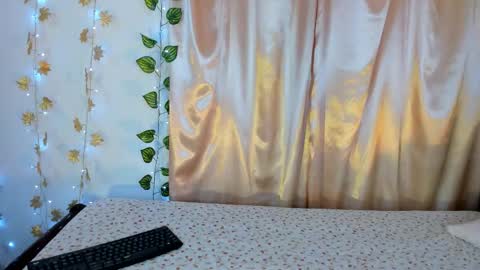 Snapshot of milie_yue206028 chatting on 11/15/25, 03:52 Millie online show from 11/15/25, 03:52