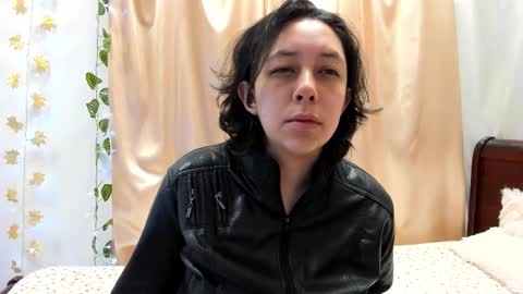 Snapshot of milie_yue206028 chatting on 11/18/25, 02:21 Millie online show from 11/18/25, 02:21