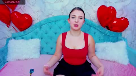 milinafox online show from 02/12/25, 10:35