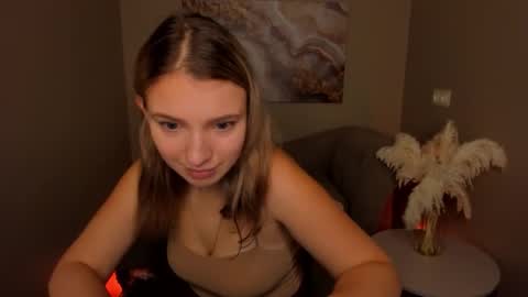 milinafox online show from 09/24/25, 03:43