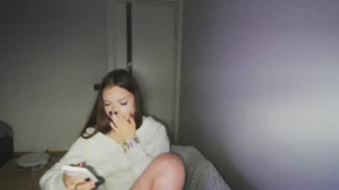 Snapshot of milipia chatting on 06/22/26, 09:45 milipia online show from 06/22/26, 09:45