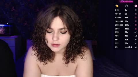 Stella and Neo online show from 12/01/24, 10:10