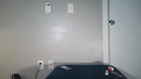 Honey online show from 10/19/25, 05:19