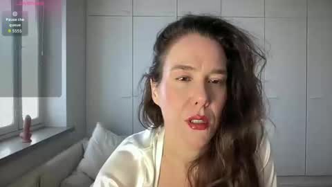 Snapshot of milkandhoneylullabies chatting on 04/09/26, 10:09 Milk online show from 04/09/26, 10:09