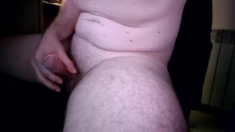 Snapshot of milkbusters chatting on 10/12/25, 01:48 milkbusters online show from 10/12/25, 01:48