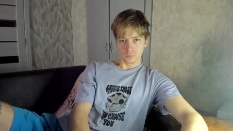 Isaac online show from 02/12/25, 06:08