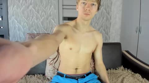 Isaac online show from 02/28/25, 06:21