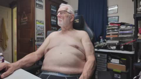 Love Hairy Woman online show from 07/22/26, 07:16