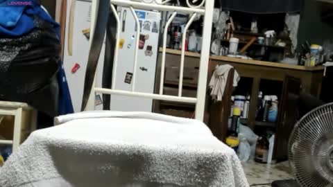 Snapshot of milkman2484 chatting on 12/23/25, 01:14 MilkMan2484 online show from 12/23/25, 01:14