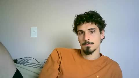 Snapshot of milkoffee chatting on 12/10/24, 01:33 milkoffee online show from 12/10/24, 01:33