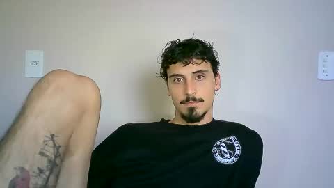 Snapshot of milkoffee chatting on 12/13/24, 07:53 milkoffee online show from 12/13/24, 07:53