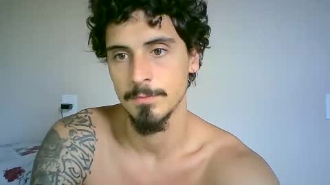 Snapshot of milkoffee chatting on 01/08/25, 04:22 milkoffee online show from 01/08/25, 04:22