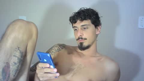 Snapshot of milkoffee chatting on 01/15/25, 11:08 milkoffee online show from 01/15/25, 11:08