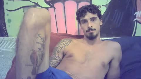 Snapshot of milkoffee chatting on 02/16/25, 12:30 milkoffee online show from 02/16/25, 12:30