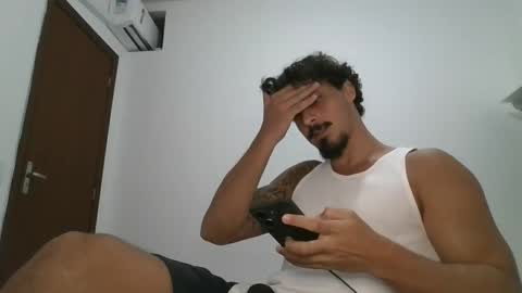 Snapshot of milkoffee chatting on 02/02/26, 01:04 milkoffee online show from 02/02/26, 01:04