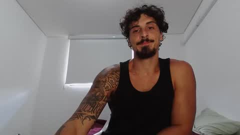 Snapshot of milkoffee chatting on 02/21/26, 05:47 milkoffee online show from 02/21/26, 05:47