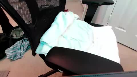 milkshake1_2 online show from 12/07/24, 12:30