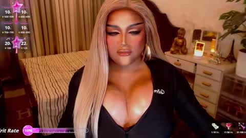 milkshakelavinia online show from 10/08/25, 01:03