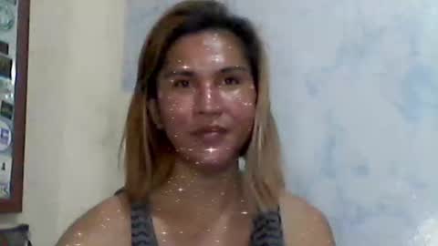 Snapshot of milky_babe91 chatting on 02/25/25, 12:13 milky_babe91 online show from 02/25/25, 12:13