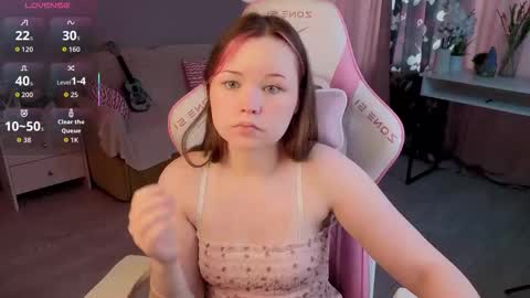 Snapshot of milky_basement chatting on 10/04/25, 07:39 milky_basement online show from 10/04/25, 07:39