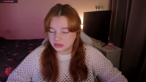 Snapshot of milky_wayx chatting on 12/05/24, 05:37 Lisa online show from 12/05/24, 05:37