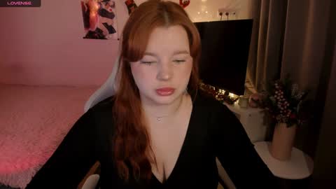 Snapshot of milky_wayx chatting on 12/26/24, 09:22 Lisa online show from 12/26/24, 09:22