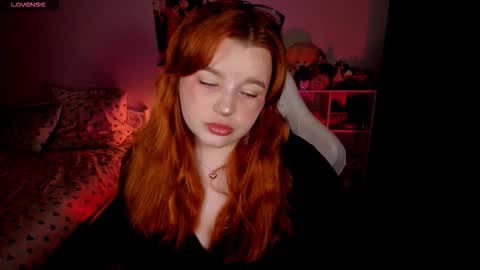 Snapshot of milky_wayx chatting on 10/11/25, 02:59 Lisa online show from 10/11/25, 02:59