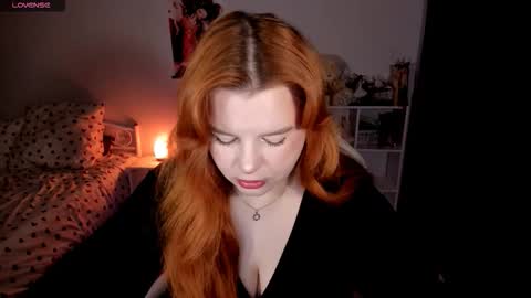 Lisa online show from 11/11/25, 06:02