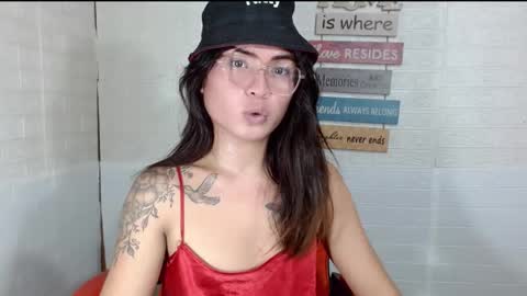 Snapshot of milkycumnel23 chatting on 12/02/24, 04:31 NEL 23 online show from 12/02/24, 04:31